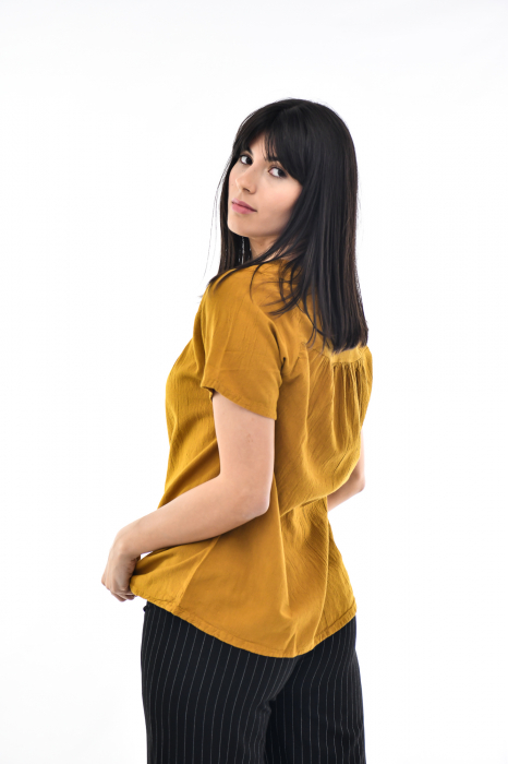 Bluza cu maneca scurta si un nasture - Negru [4]