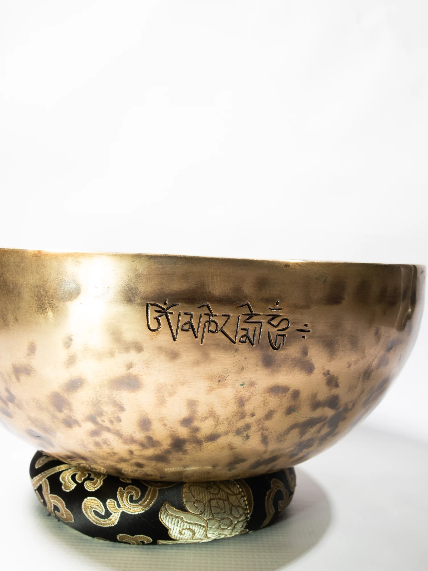 Singing Bowl Tibetan Autentic Forjat manual – Full Moon, 25 - 26 cm, 1,964 kg [5]