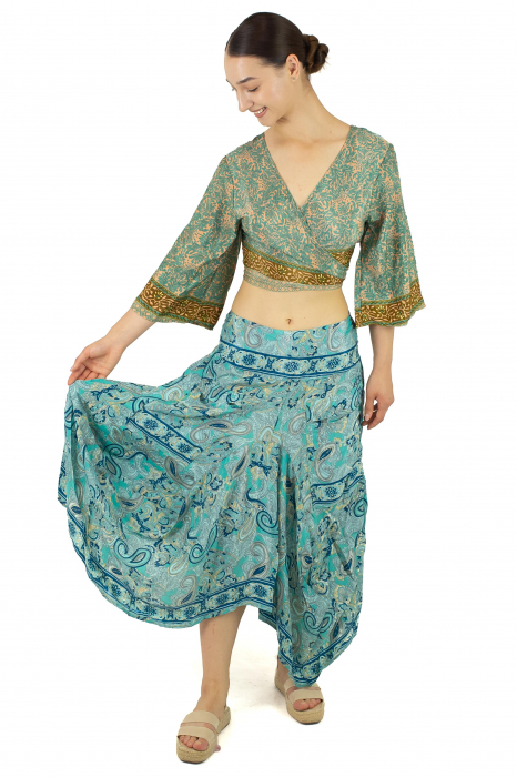 Fusta asimetrica din material fluid cu print floral - Model 12 [5]