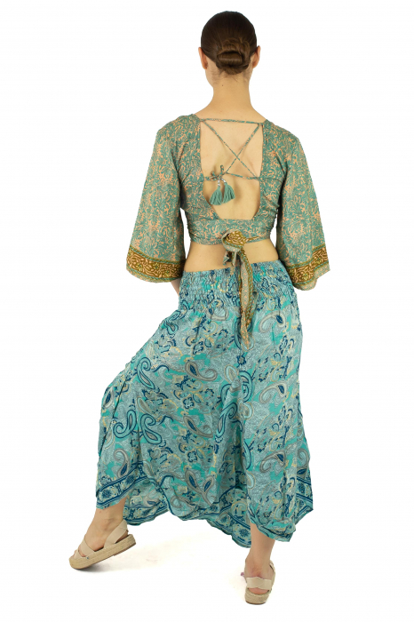 Fusta asimetrica din material fluid cu print floral - Model 12 [4]