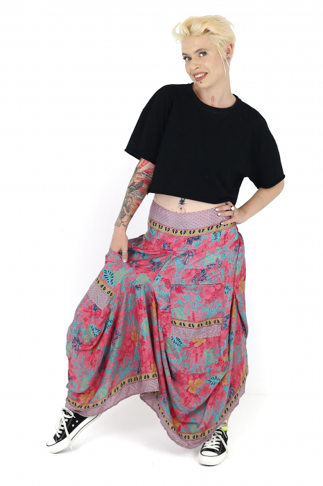 Fusta asimetrica din material fluid cu print floral - Model 13 [6]