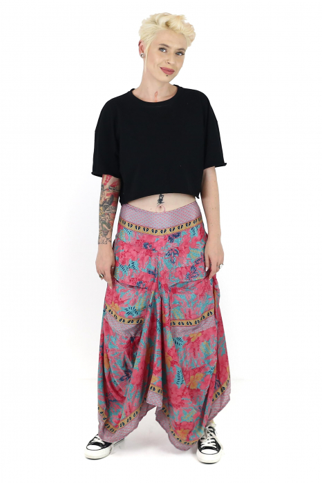 Fusta asimetrica din material fluid cu print floral - Model 13 [3]