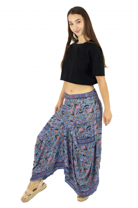 Fusta asimetrica din material fluid cu print floral - Model 15 [3]