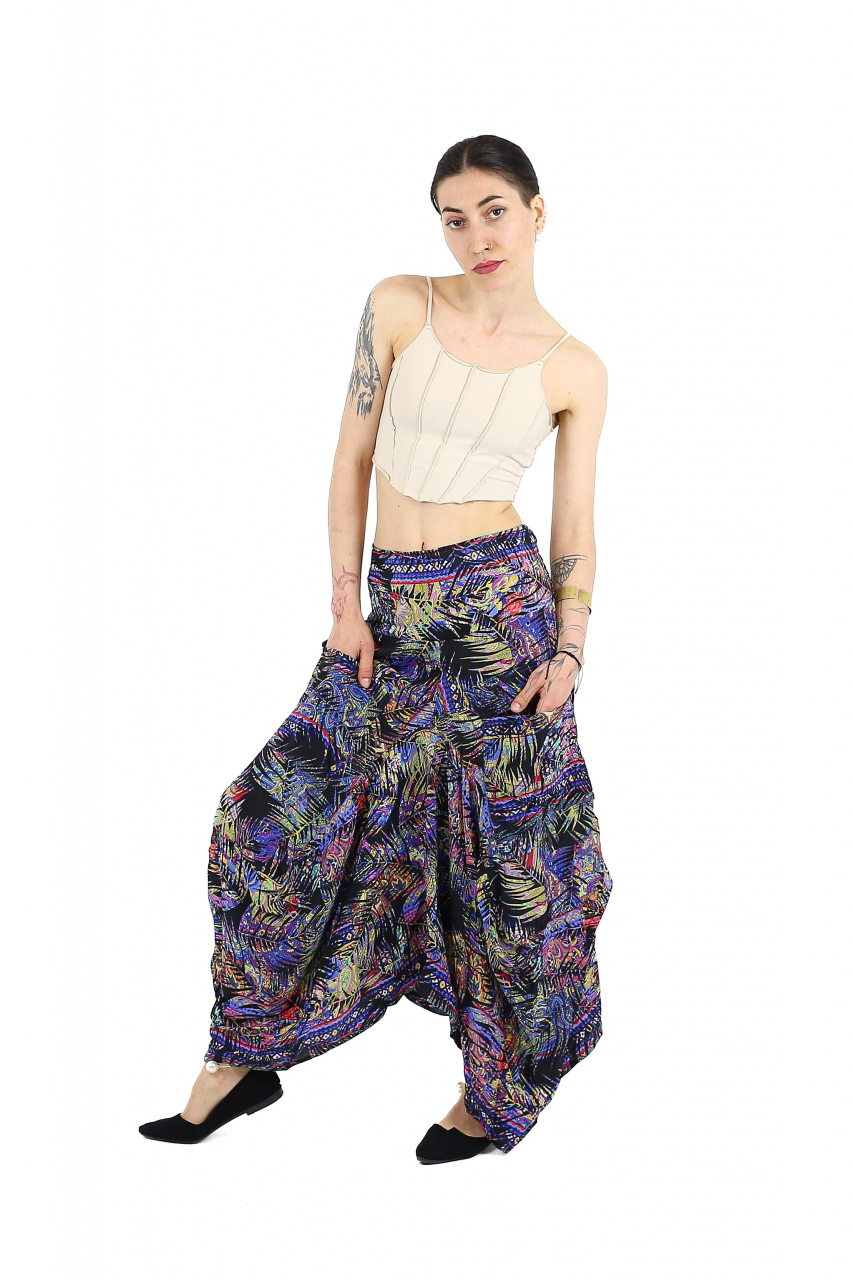 Fusta asimetrica din material fluid cu print floral - Model 45 [3]