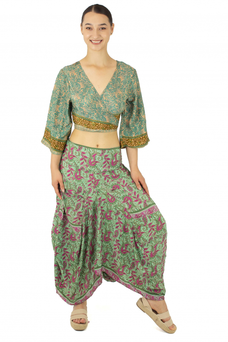 Fusta asimetrica din material fluid cu print floral - Model 6 [2]