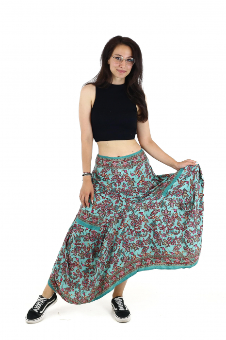 Fusta asimetrica din material fluid cu print floral - Model 60 [6]