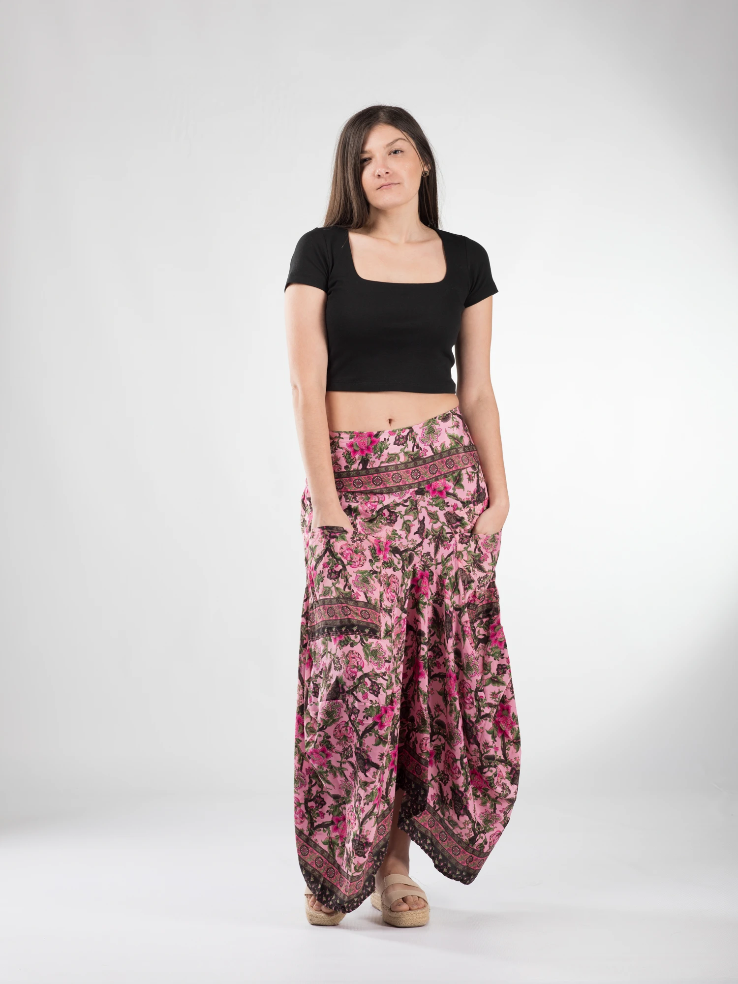 Fusta asimetrica din material fluid cu print floral - Model 68 [2]