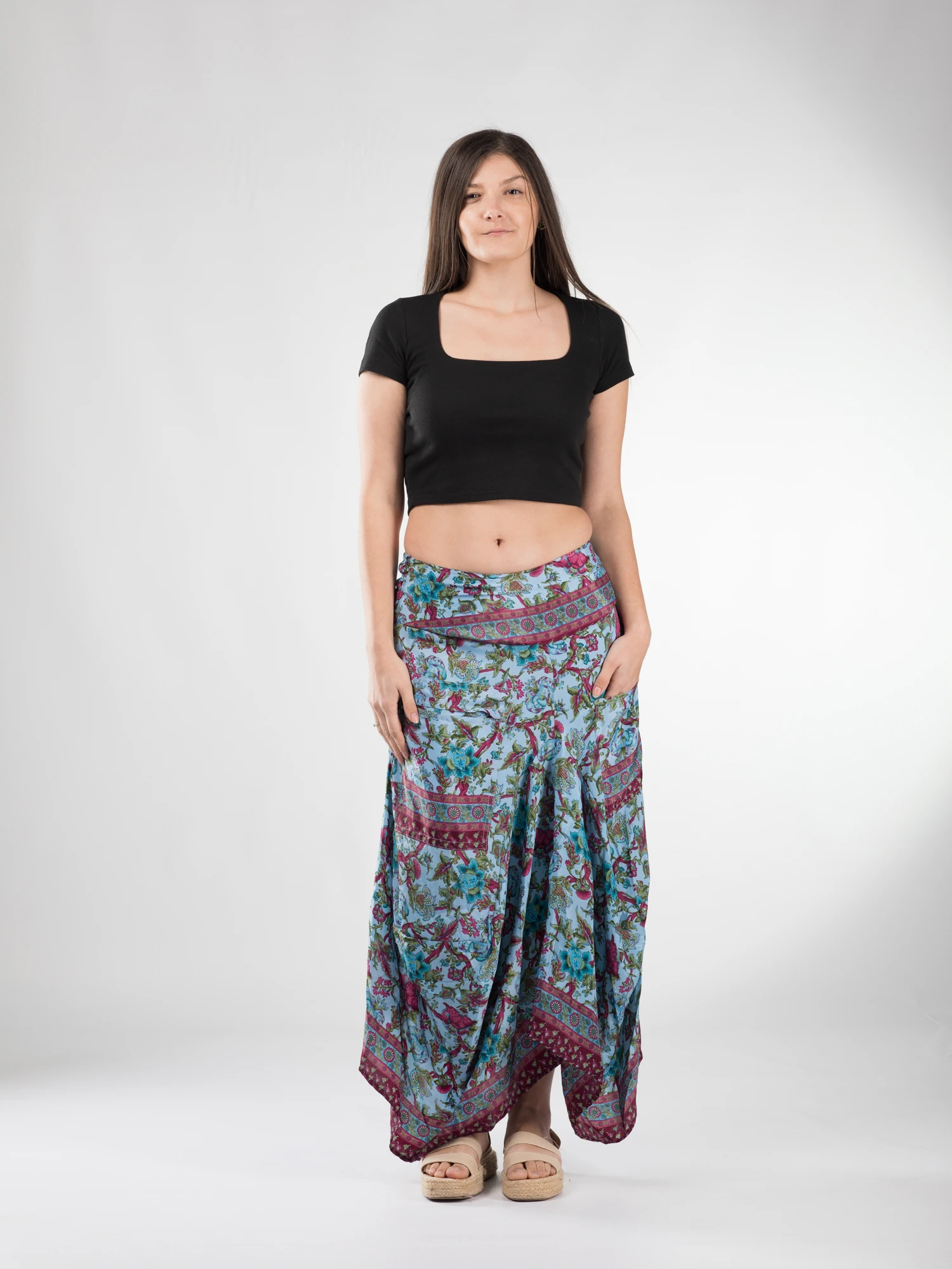 Fusta asimetrica din material fluid cu print floral - Model 69 [2]