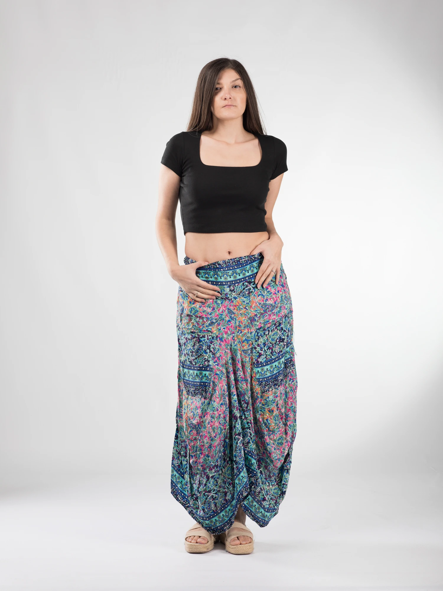 Fusta asimetrica din material fluid cu print floral - Model 72 [2]