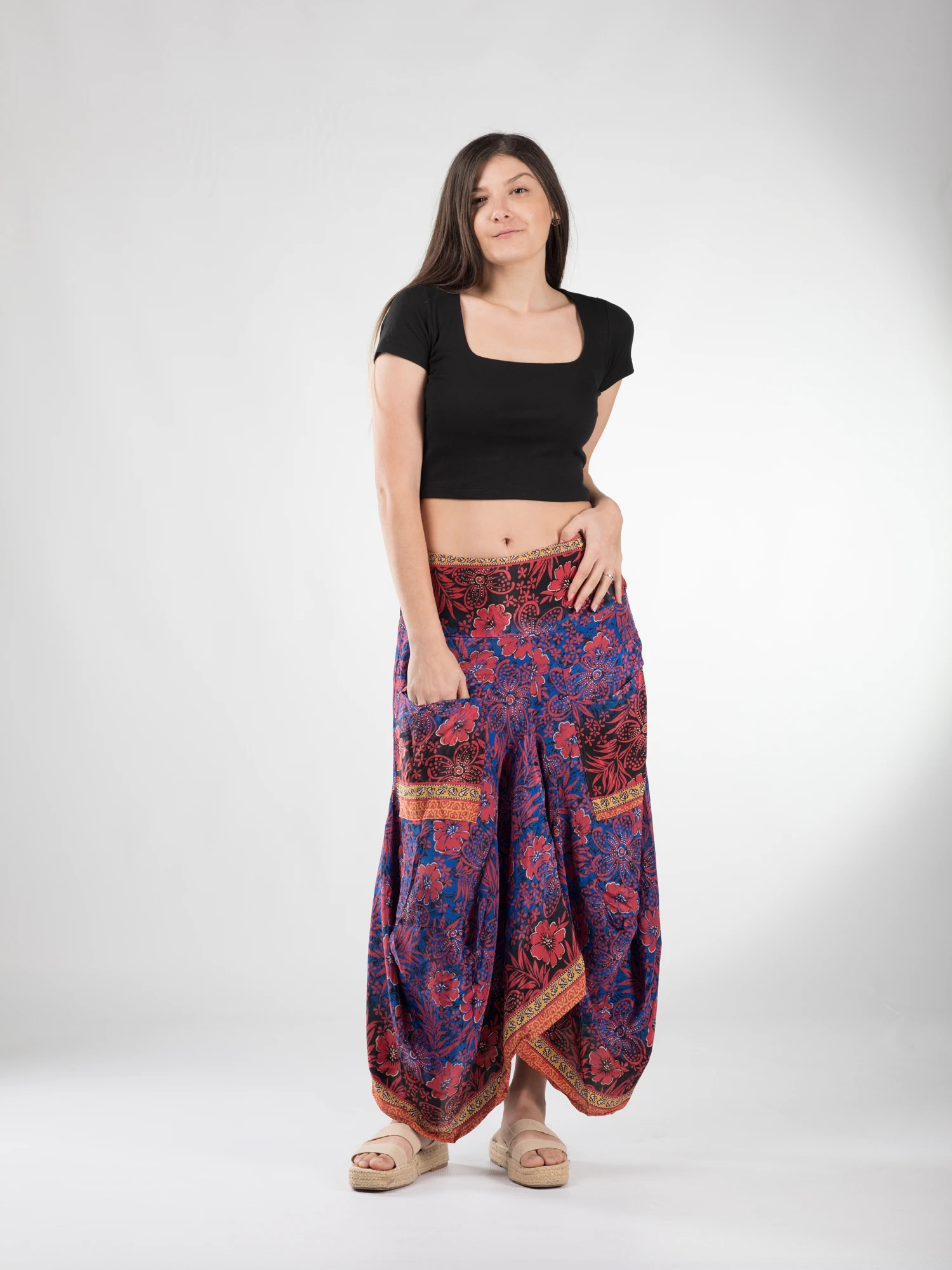 Fusta asimetrica din material fluid cu print floral - Model 75 [2]