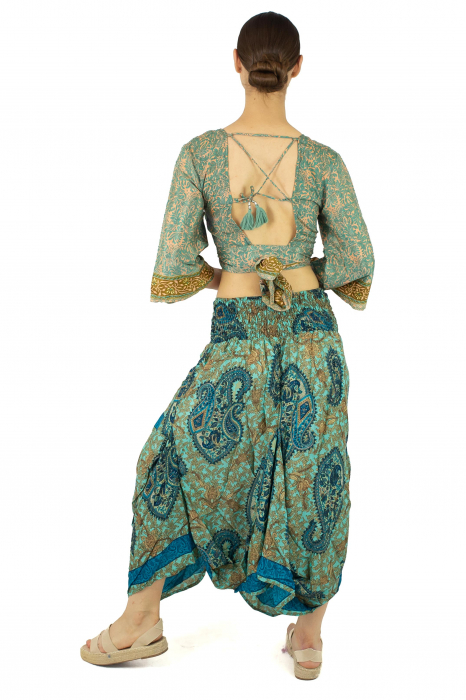Fusta asimetrica din material fluid cu print floral - Model 8 [4]