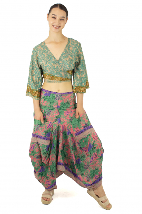 Fusta asimetrica din material fluid cu print floral - Model 9 [2]