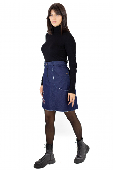 Fusta denim cu motive florale [5]