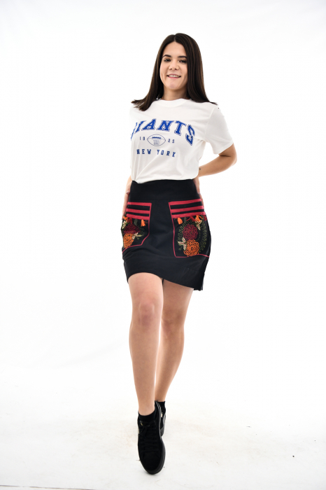 Fusta medie din bumbac cu broderie si ciucuri - Negru [2]