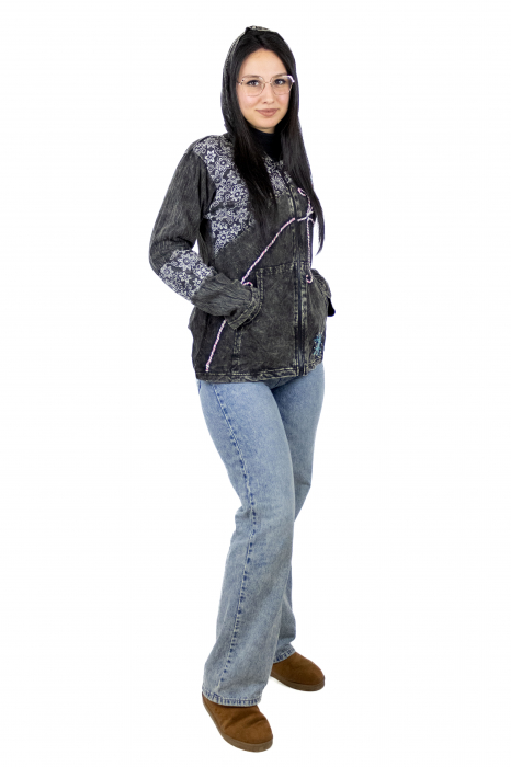 Hanorac subtire din bumbac cu broderie florala [3]