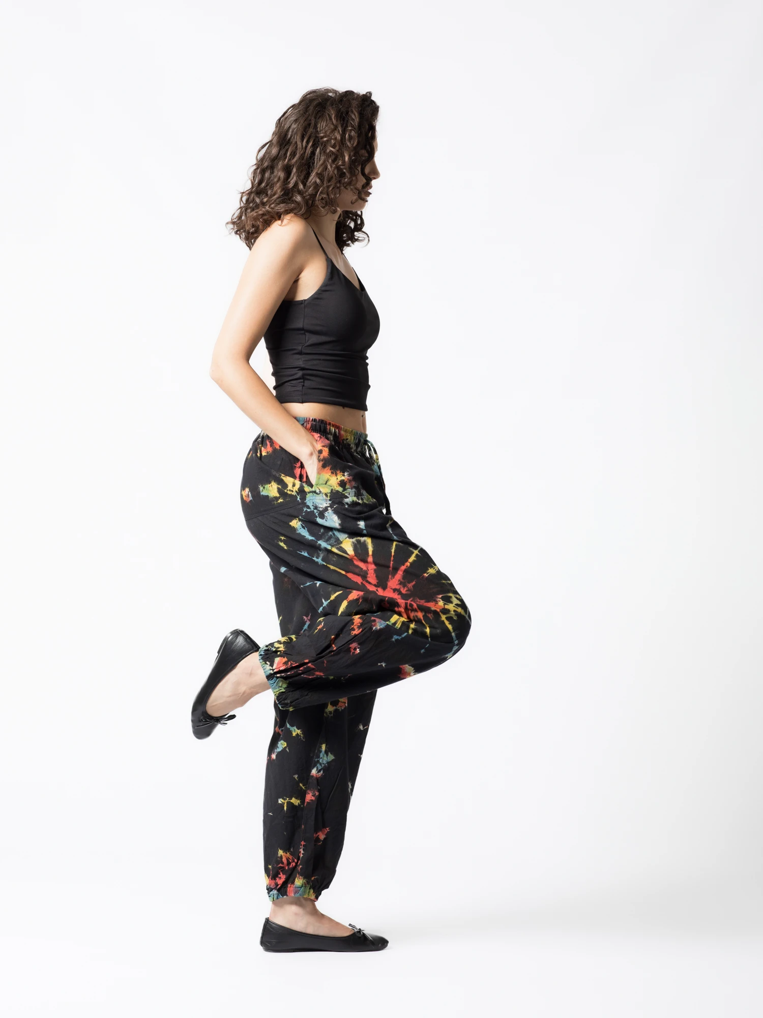 Pantaloni Baggy din bumbac cu buzunare laterale și șnur în talie - Tie Dye [4]