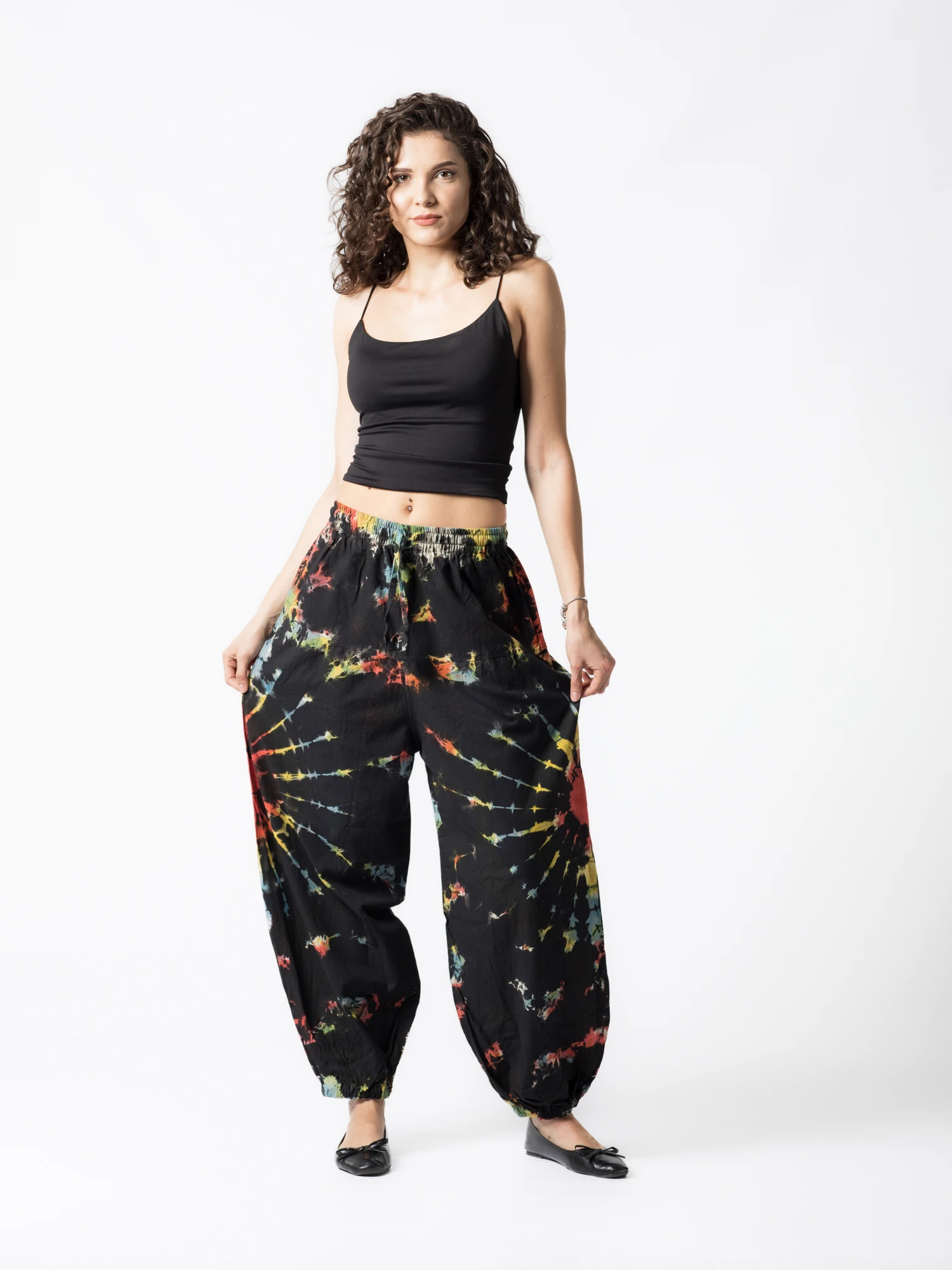 Pantaloni Baggy din bumbac cu buzunare laterale și șnur în talie - Tie Dye [6]