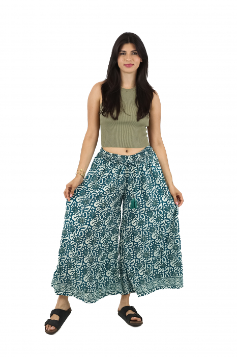 Pantaloni cu croi lejer din material fluid si fir auriu - Model 12 [2]