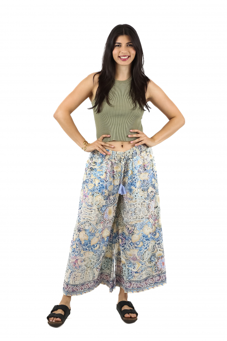 Pantaloni cu croi lejer din material fluid si fir auriu - Model 12 [2]