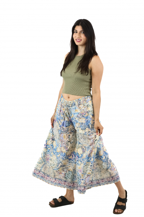 Pantaloni cu croi lejer din material fluid si fir auriu - Model 12 [3]