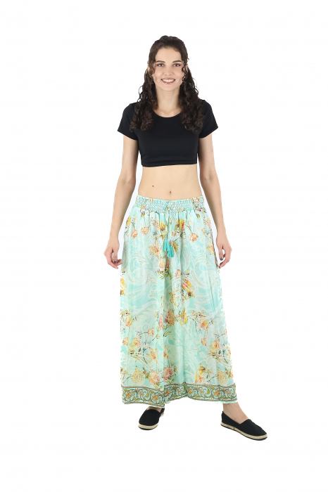 Pantaloni cu croi lejer din material fluid si fir auriu - Model 15 [2]