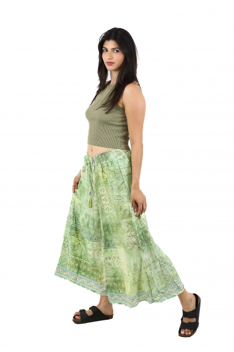 Pantaloni cu croi lejer din material fluid si fir auriu - Model 12 [3]