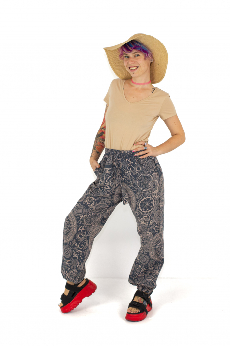 Pantaloni cu print Mandala all over- Petrol [5]