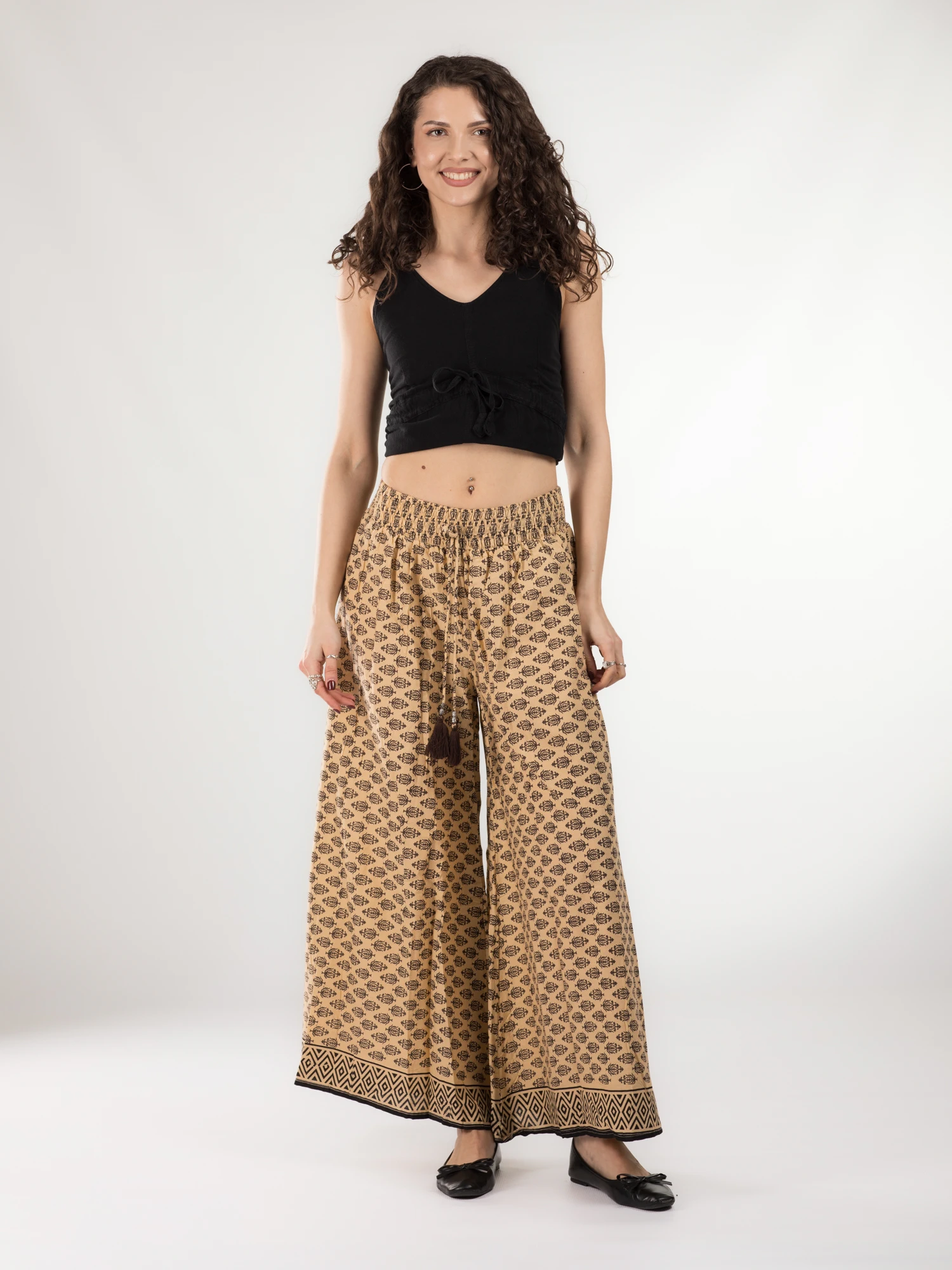 Pantaloni din bumbac evazati cu elastic si snur in talie - Model 16 [2]