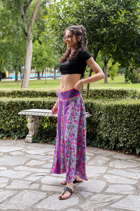 Pantaloni din material fluid petrecuti cu print floral - Model 14 [3]