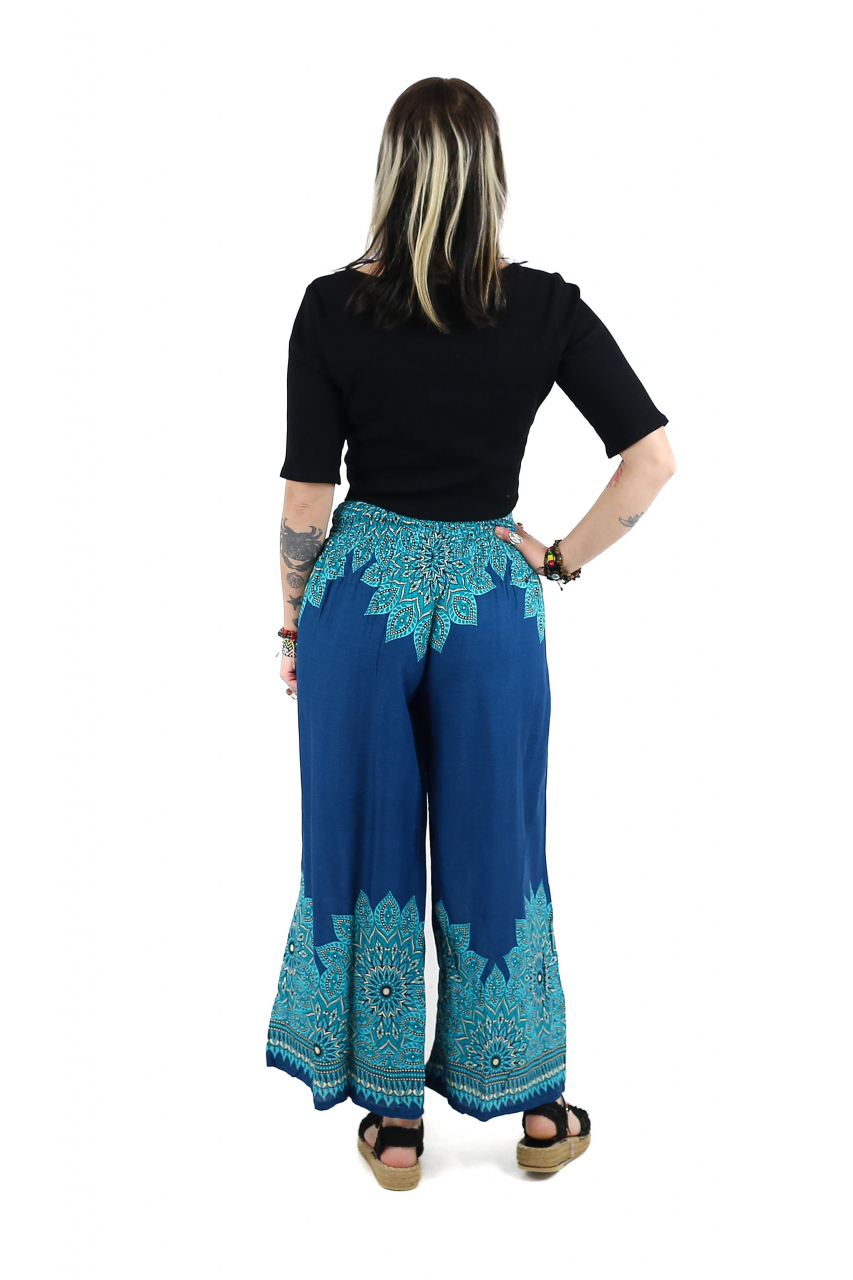 Pantaloni evazati cu banda elastica si catarama in talie - Teal [5]