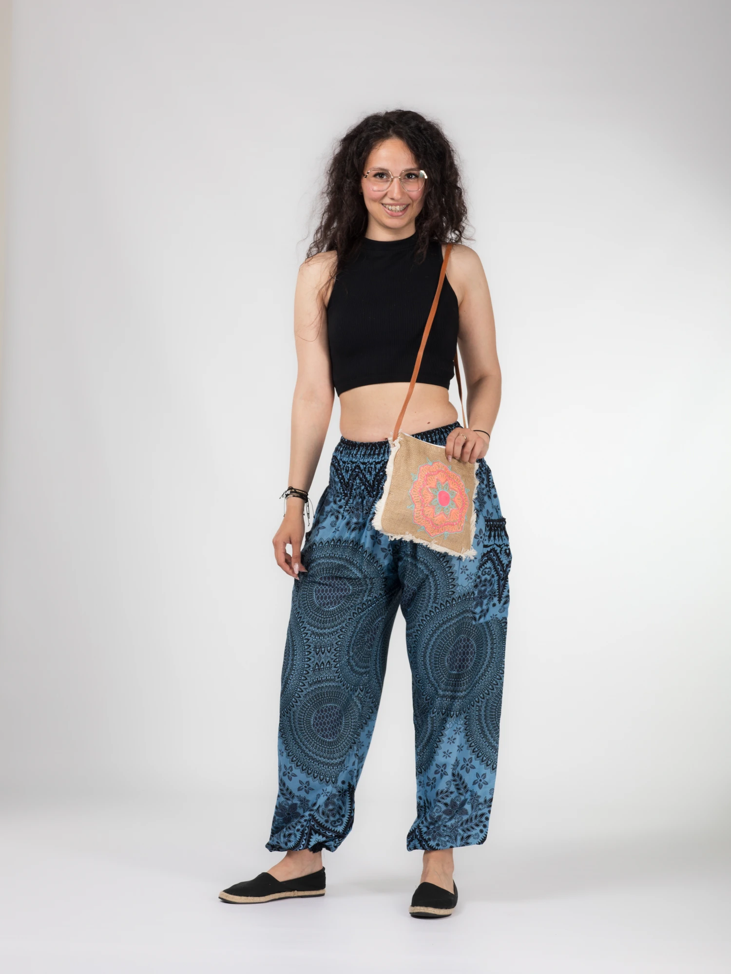 Pantaloni lejeri Jasmine cu print all over - Verde [20]