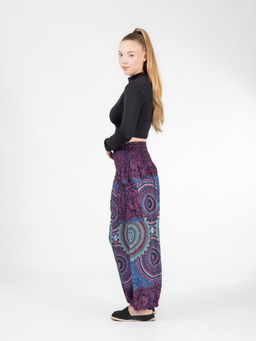 Pantaloni Jasmine cu print mandala și motive florale [3]