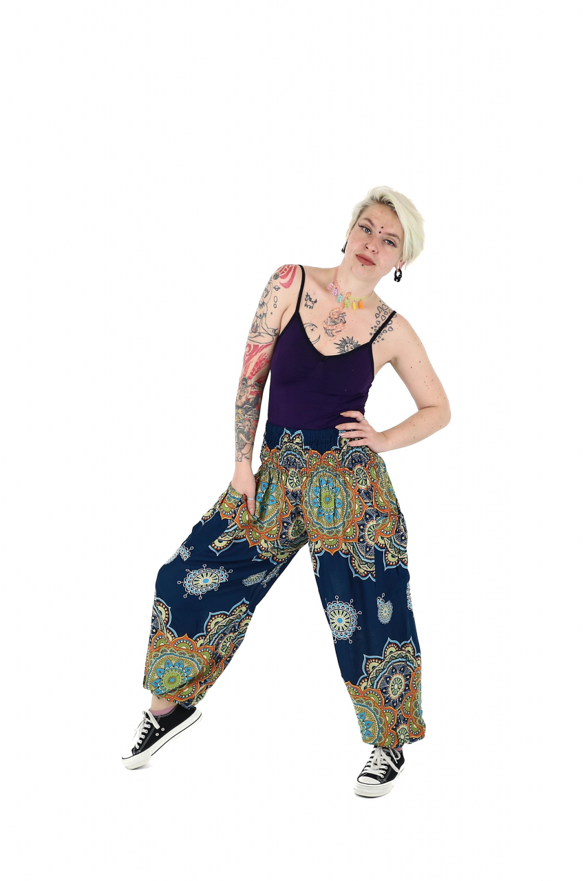 Pantaloni Jasmine cu print abstract si dungi - Multicolor [4]