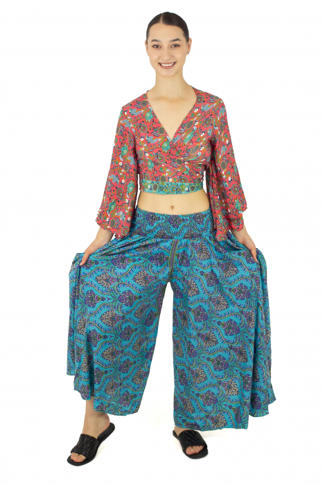 Pantaloni largi din material fluid cu imprimeu floral - Model 13 [3]