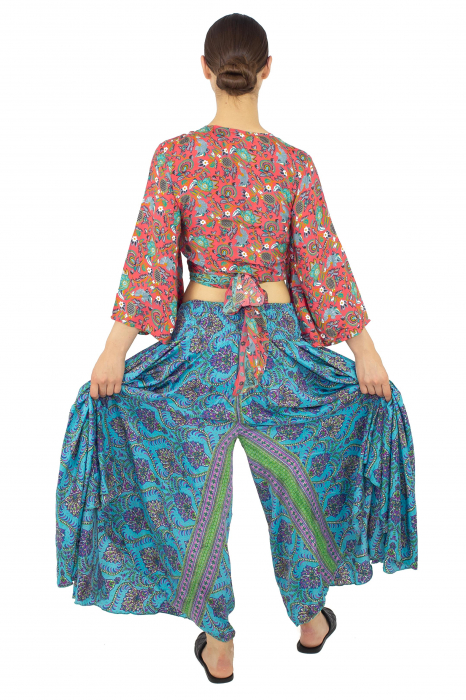 Pantaloni largi din material fluid cu imprimeu floral - Model 13 [6]