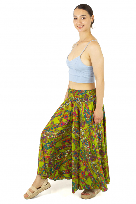 Pantaloni largi din material fluid cu imprimeu floral - Model 2 [4]
