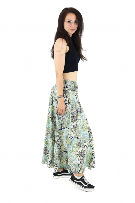 Pantaloni largi din material fluid cu print floral - Model 43 [3]