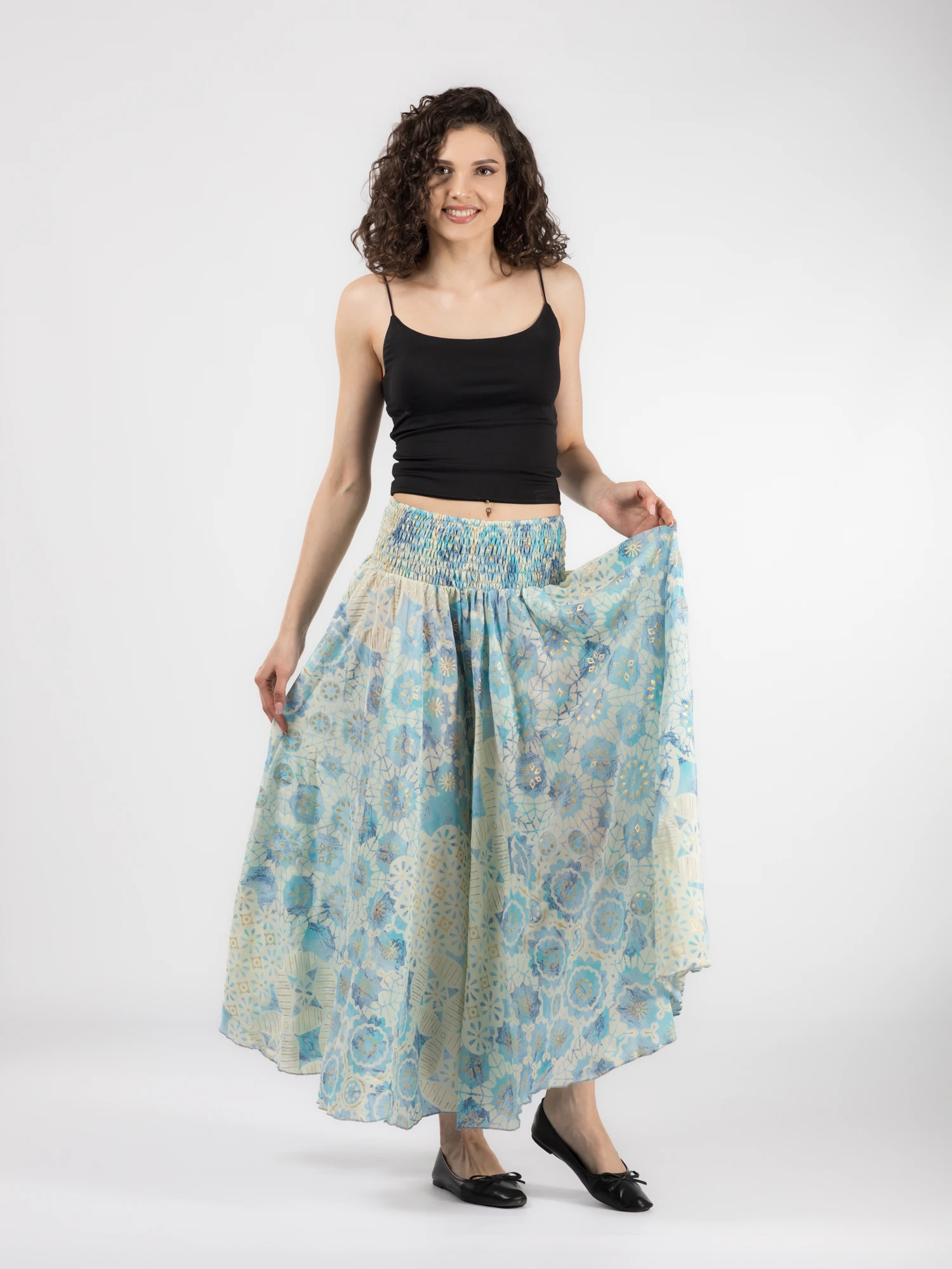 Pantaloni largi din material fluid cu print si fir auriu - Model 18 [7]