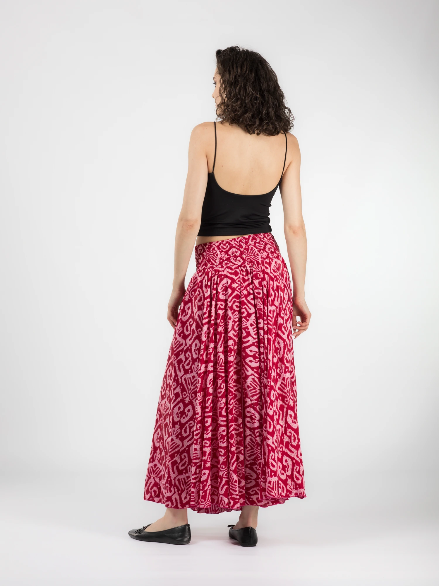 Pantaloni largi din material fluid cu print si fir auriu - Model 21 [5]