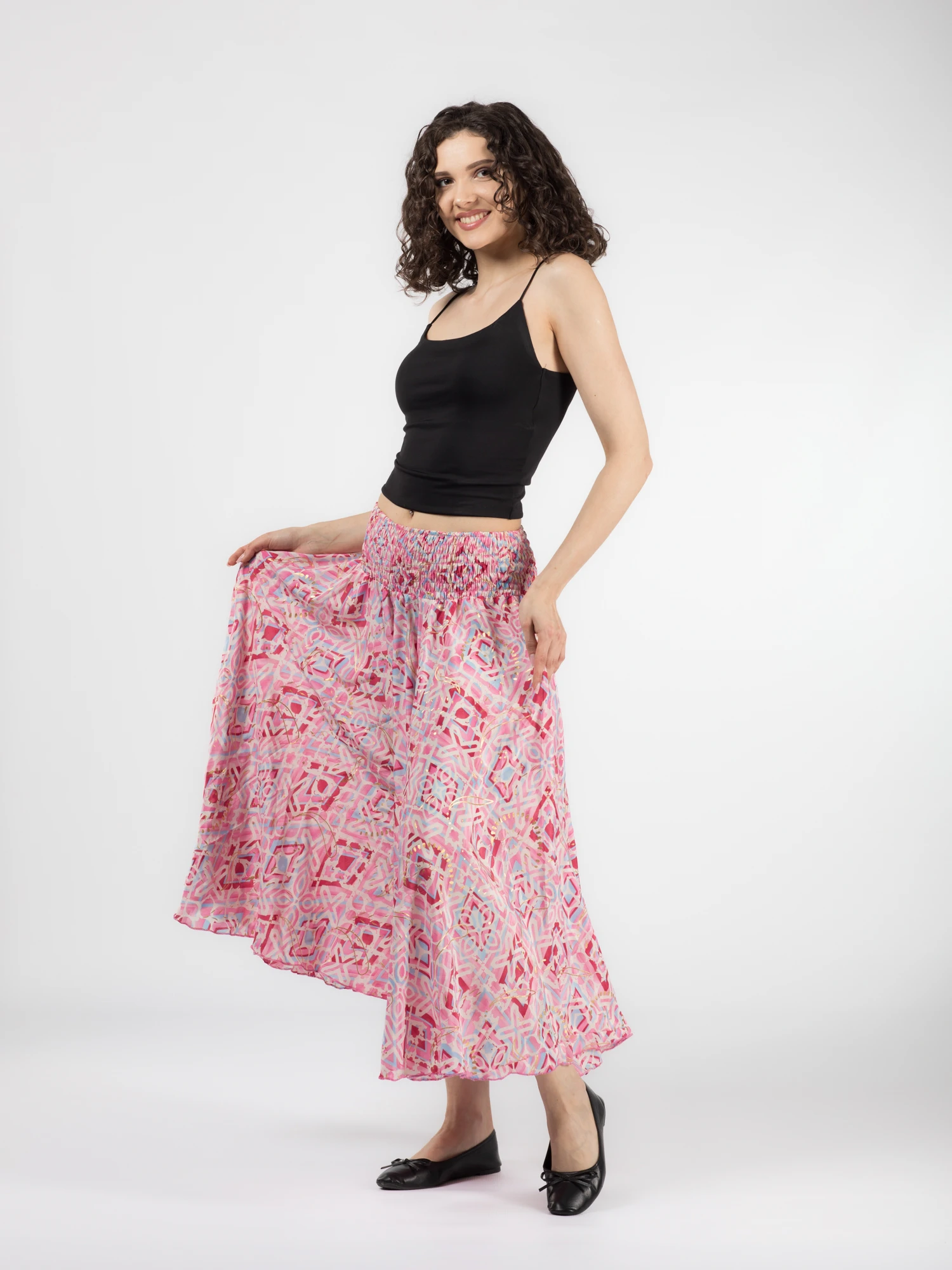 Pantaloni largi din material fluid cu print și fir auriu - Model 25 [7]