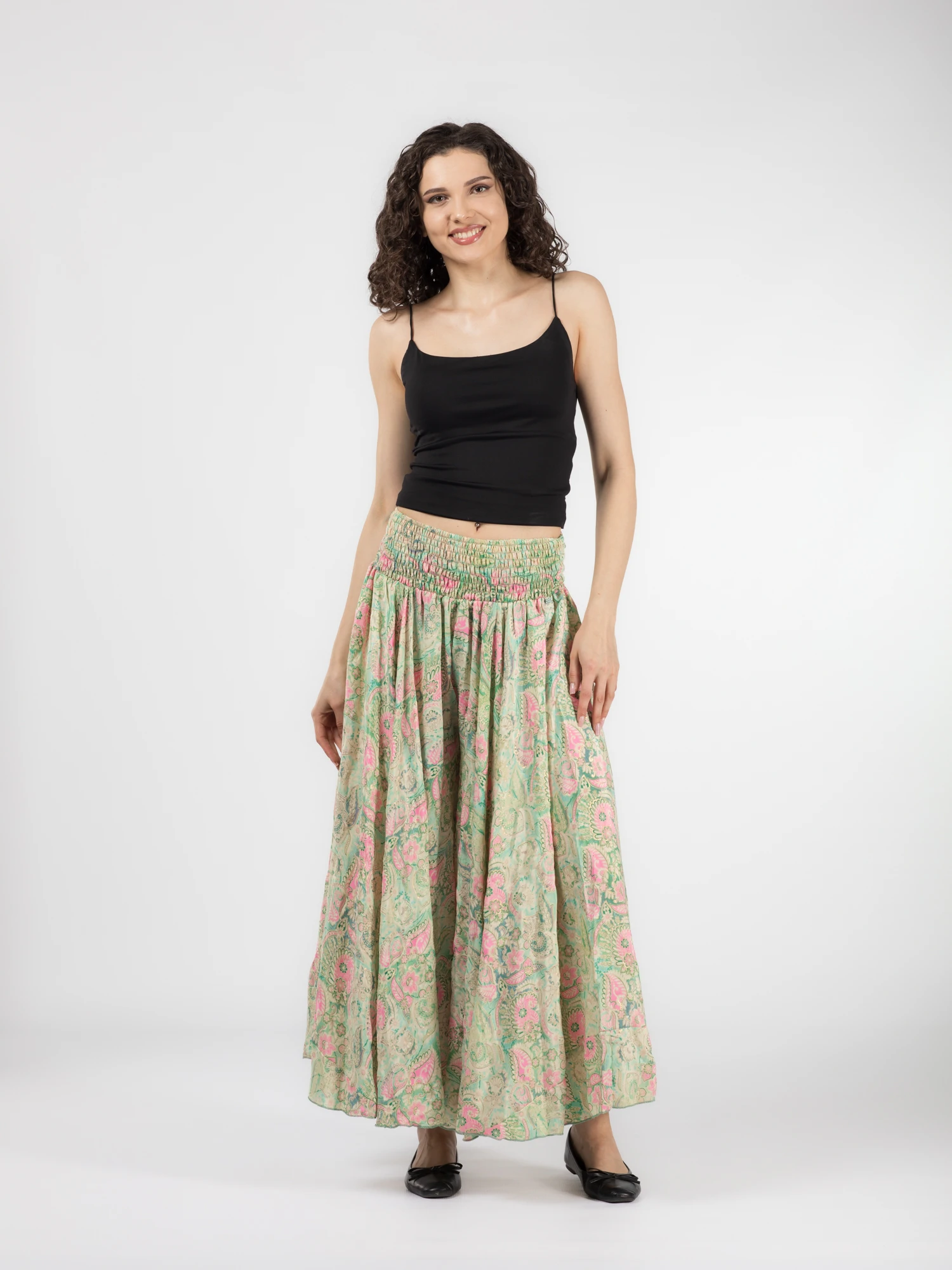 Pantaloni largi din material fluid cu print și fir auriu - Model 27 [7]