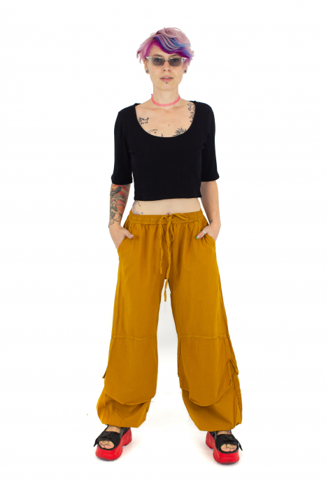 Pantaloni lejeri intr-o culoare - Rosu [2]
