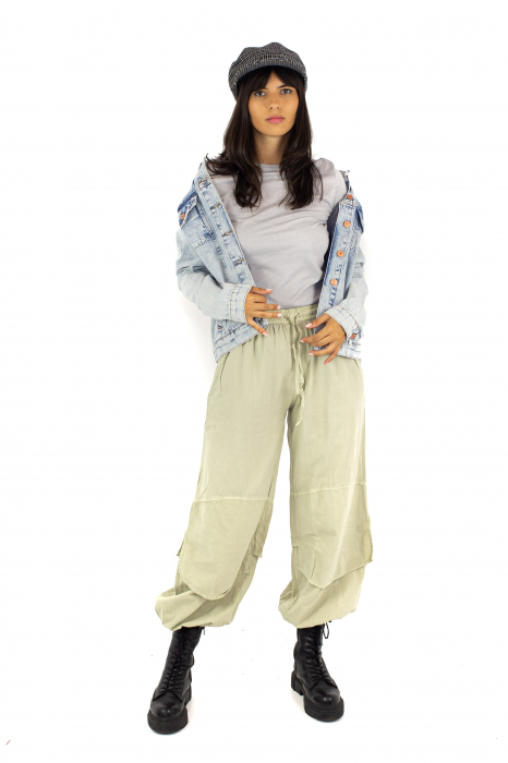 Pantaloni lejeri intr-o culoare - Rosu [4]