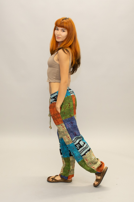 Pantaloni patch cu print all over, motive hinduse - Multicolor [7]
