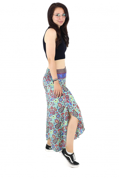 Pantaloni Petal Tips din material fluid - Model 60 [3]
