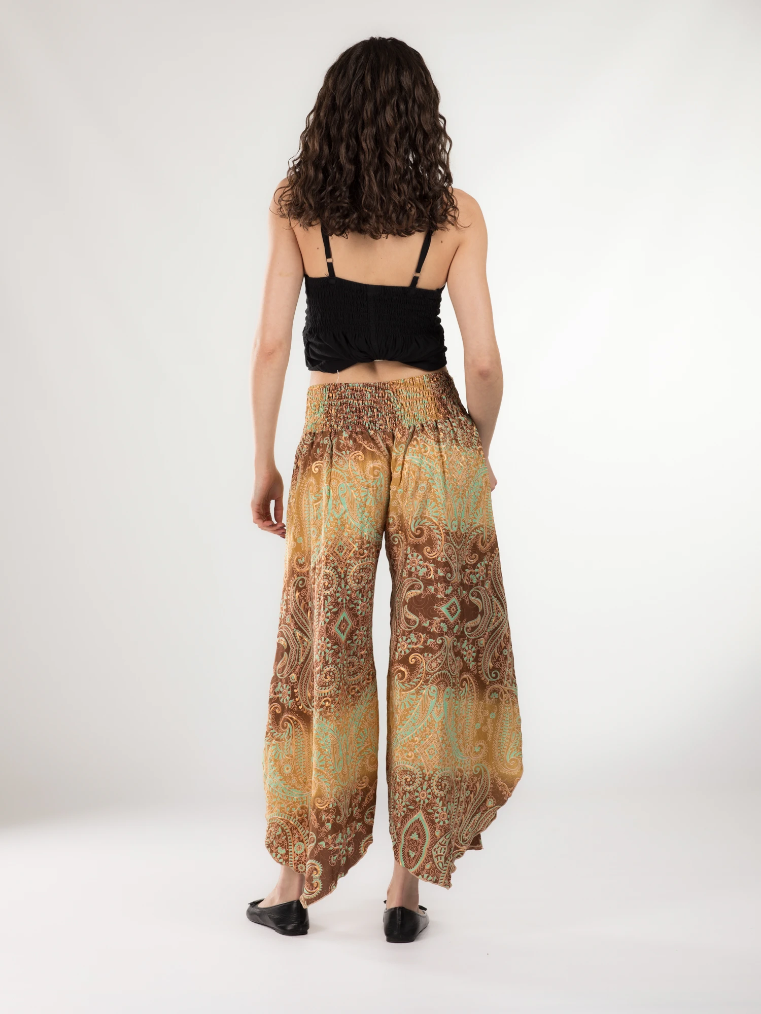 Pantaloni Petal Tips din material fluid - Model 79 [4]