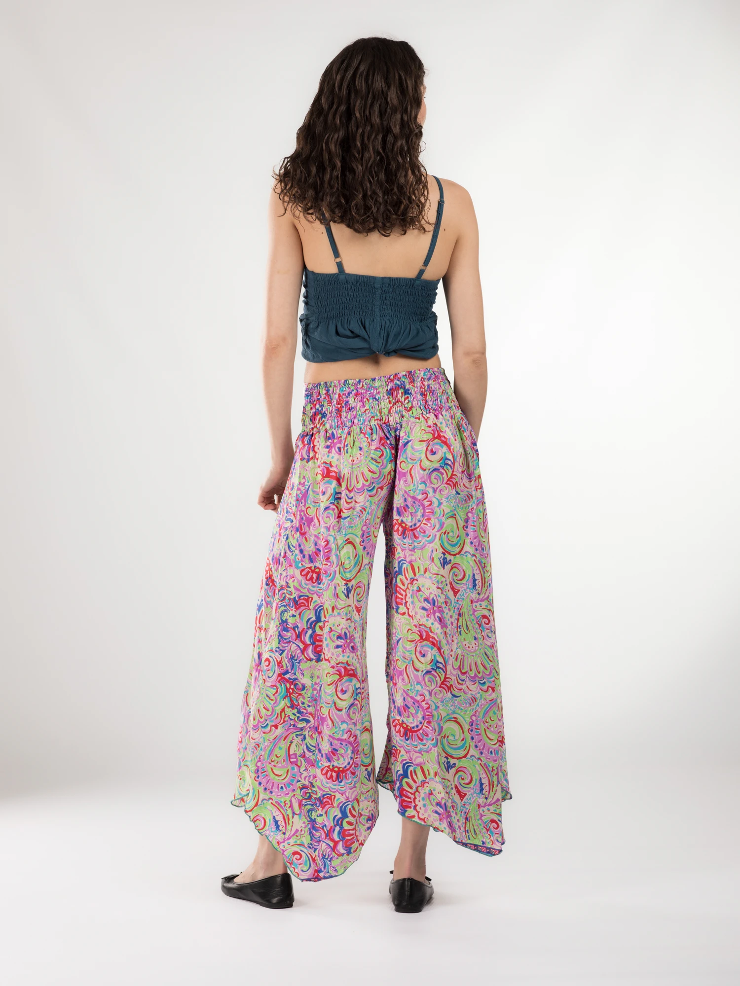 Pantaloni Petal Tips din material fluid - Model 89 [4]