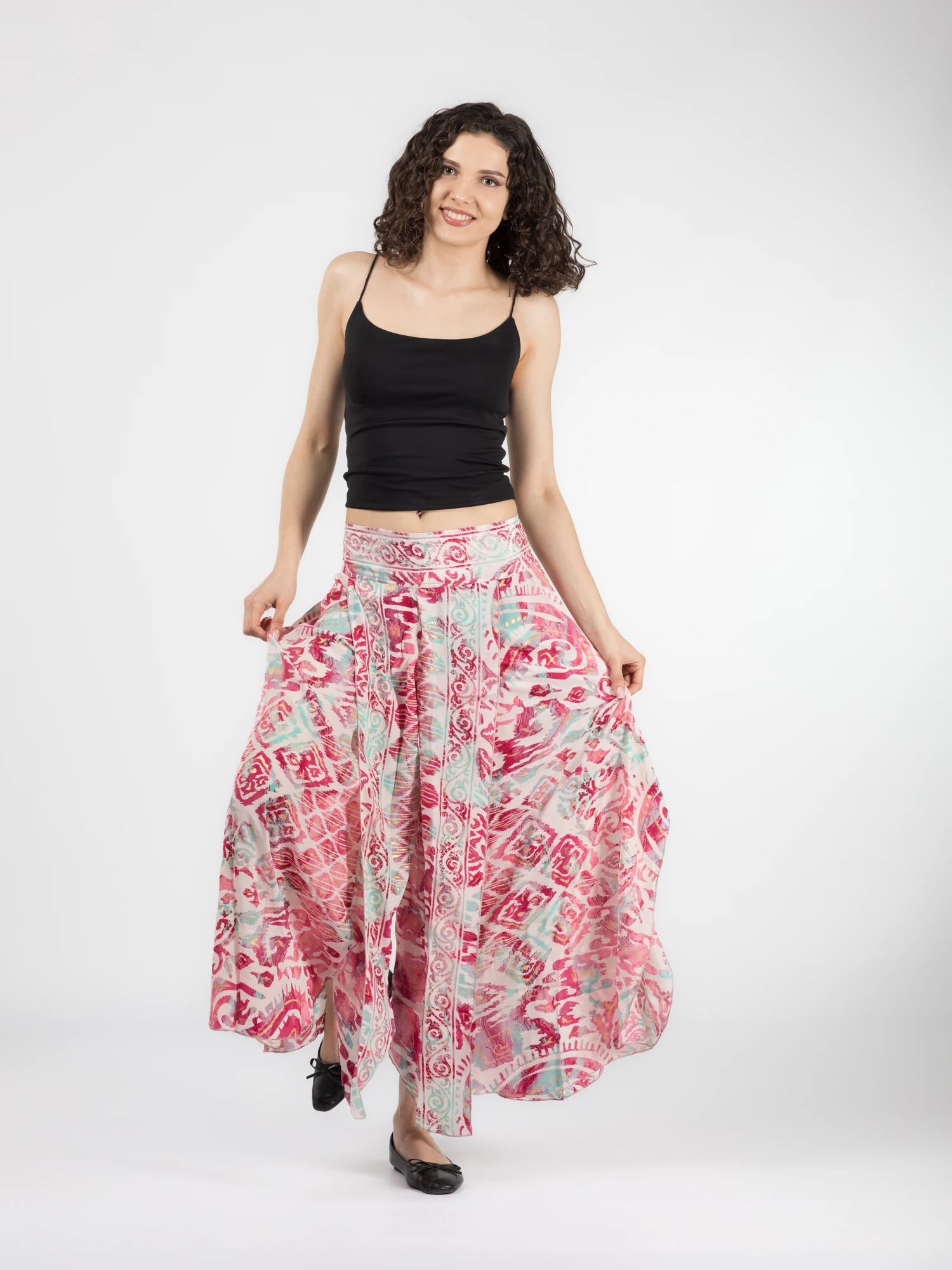 Pantaloni petrecuți din material fluid cu print și fir auriu - Model 30 [6]
