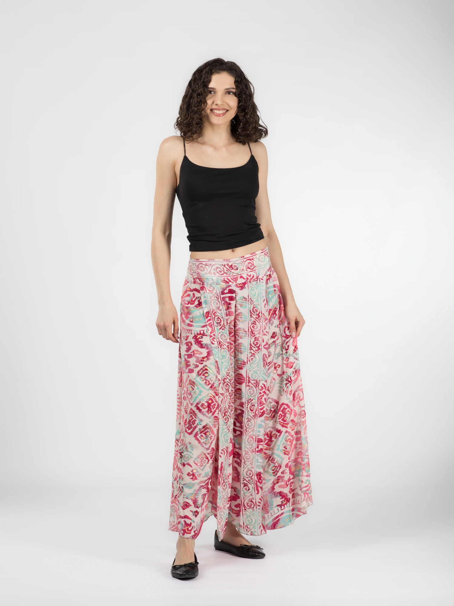 Pantaloni petrecuți din material fluid cu print și fir auriu - Model 30 [2]