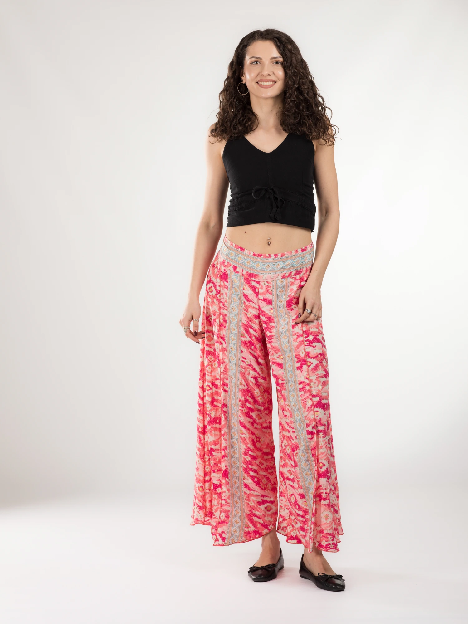 Pantaloni petrecuți din material fluid cu print și fir auriu - Model 32 [2]